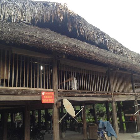 Thon Tha Tay Stilt House Apartamento Ha Giang Exterior foto